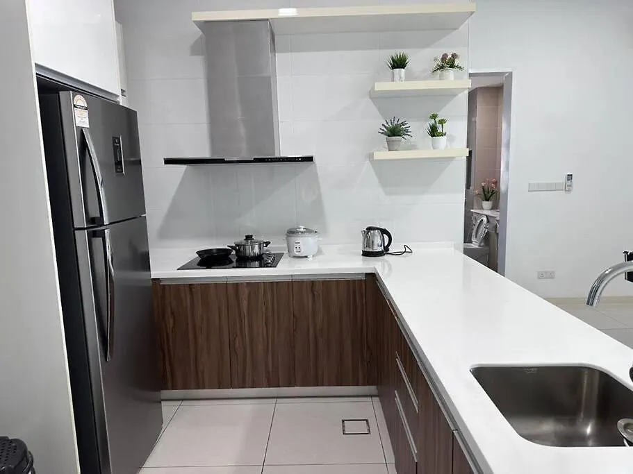 Sky88 3Br Luxury Condo W Pool Table Джохор-Бару Апартаменты