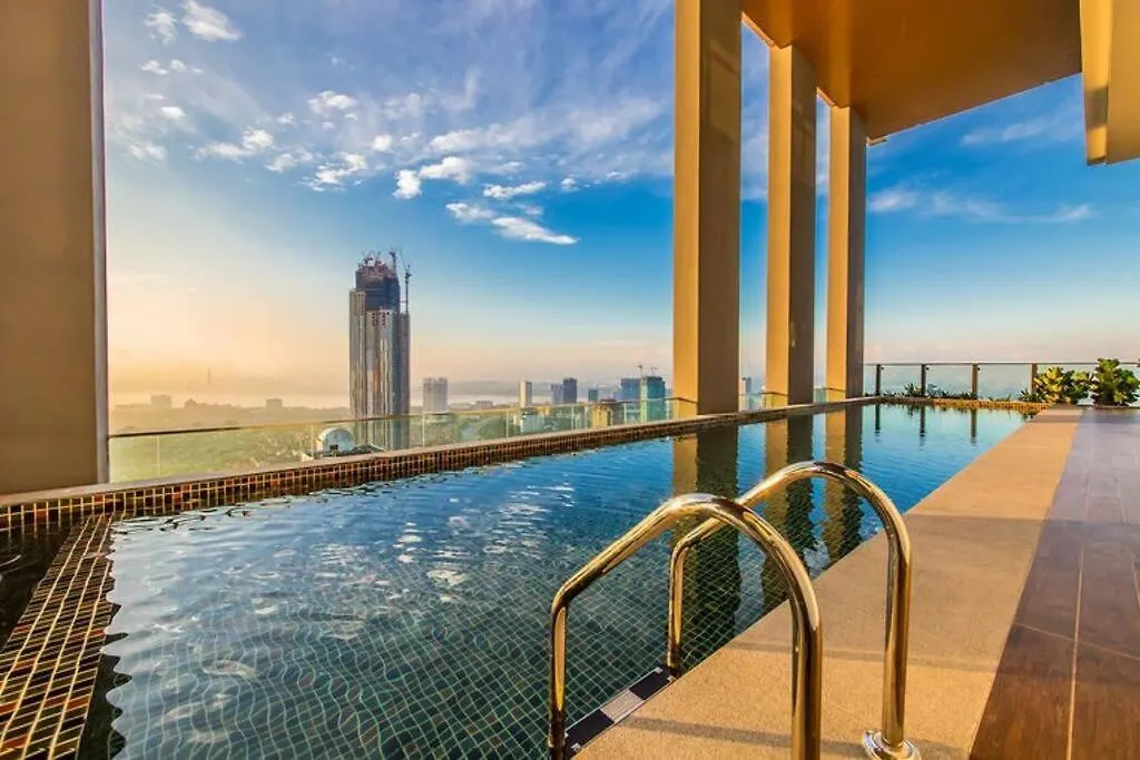 Sky88 3Br Luxury Condo W Pool Table Джохор-Бару 0*,  Малайзия