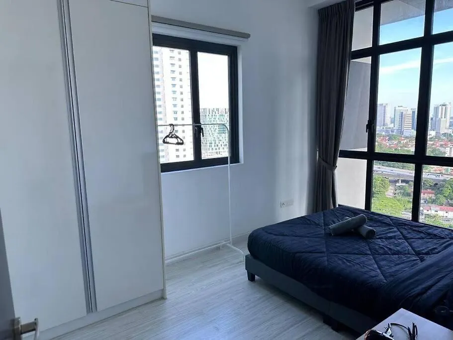 Sky88 3Br Luxury Condo W Pool Table Джохор-Бару Малайзия