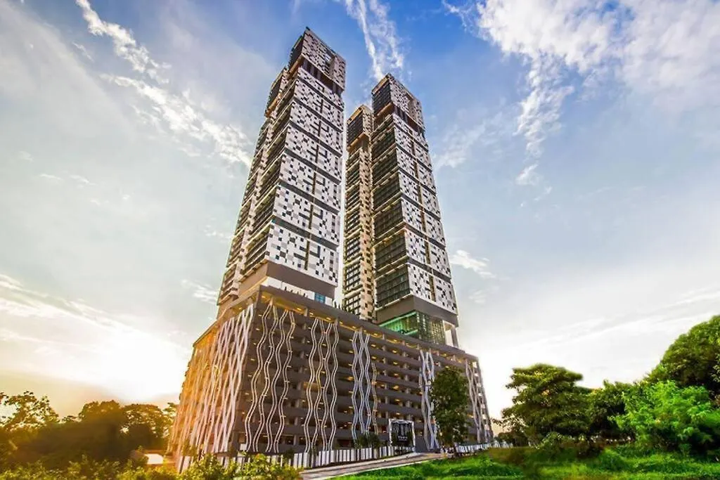 Sky88 3Br Luxury Condo W Pool Table Джохор-Бару Апартаменты